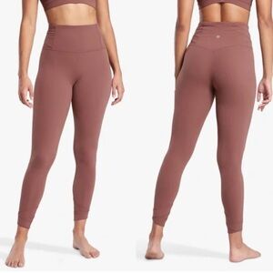 Athleta Elation Pirouette 7/8 Leggings Mauve EUC Size Small No Flaws